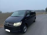 Volkswagen T6 Kombi DoKa 6 Sitze Automatik Flügeltüren  - : Doka