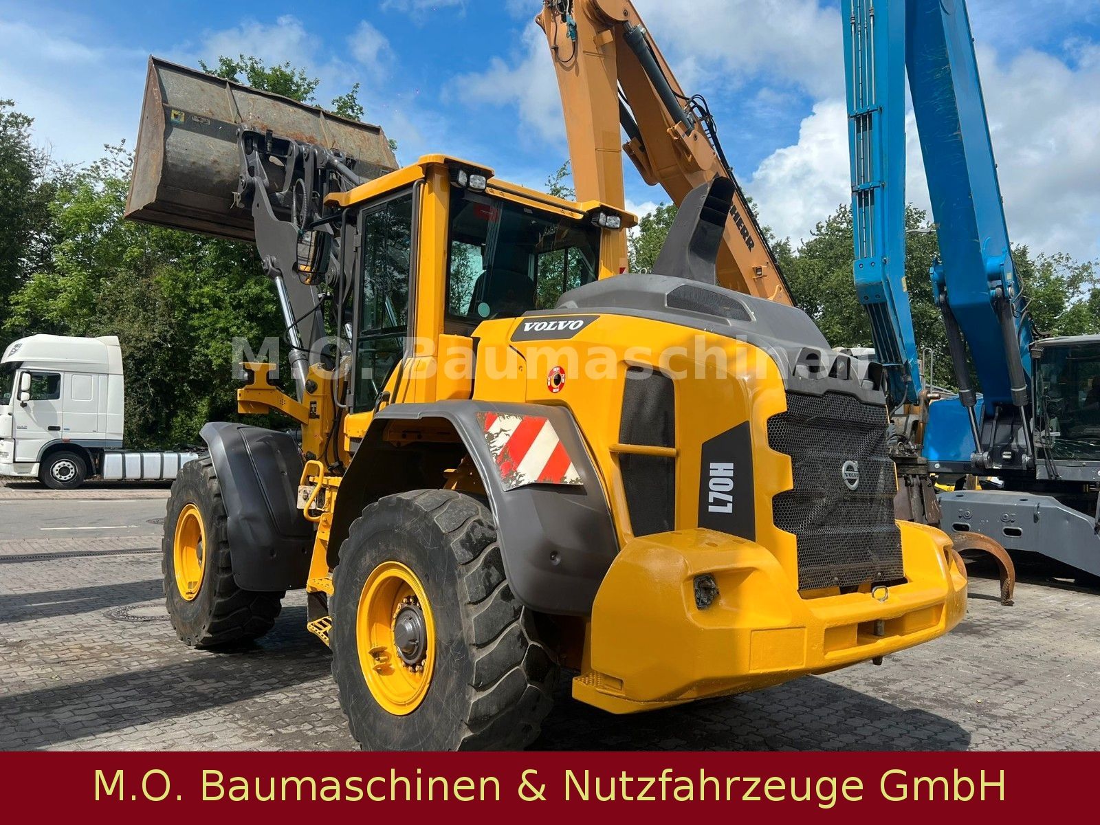 Fahrzeugabbildung Volvo L 70 H / SW / 3 Steuerkreis /AC /BSS/ZSA/ Waage/