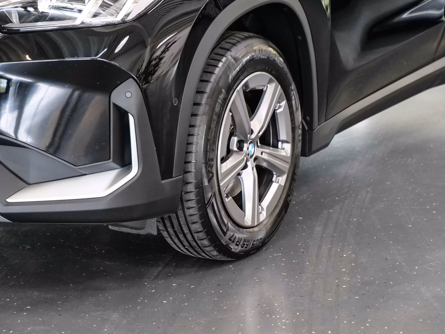 BMW X1 sDrive18d Aut Nav LED Parkass+RFK+PDC Shz 17", миниатюра 6