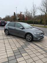 Volkswagen Golf VII Lim. Sound Start-Stopp - Volkswagen Gebrauchtwagen in Hamburg
