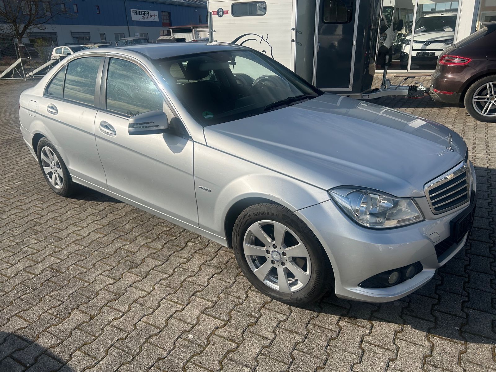 Mercedes Mercedes-Benz C 180 C Limousine C 180 CGI BlueEffi