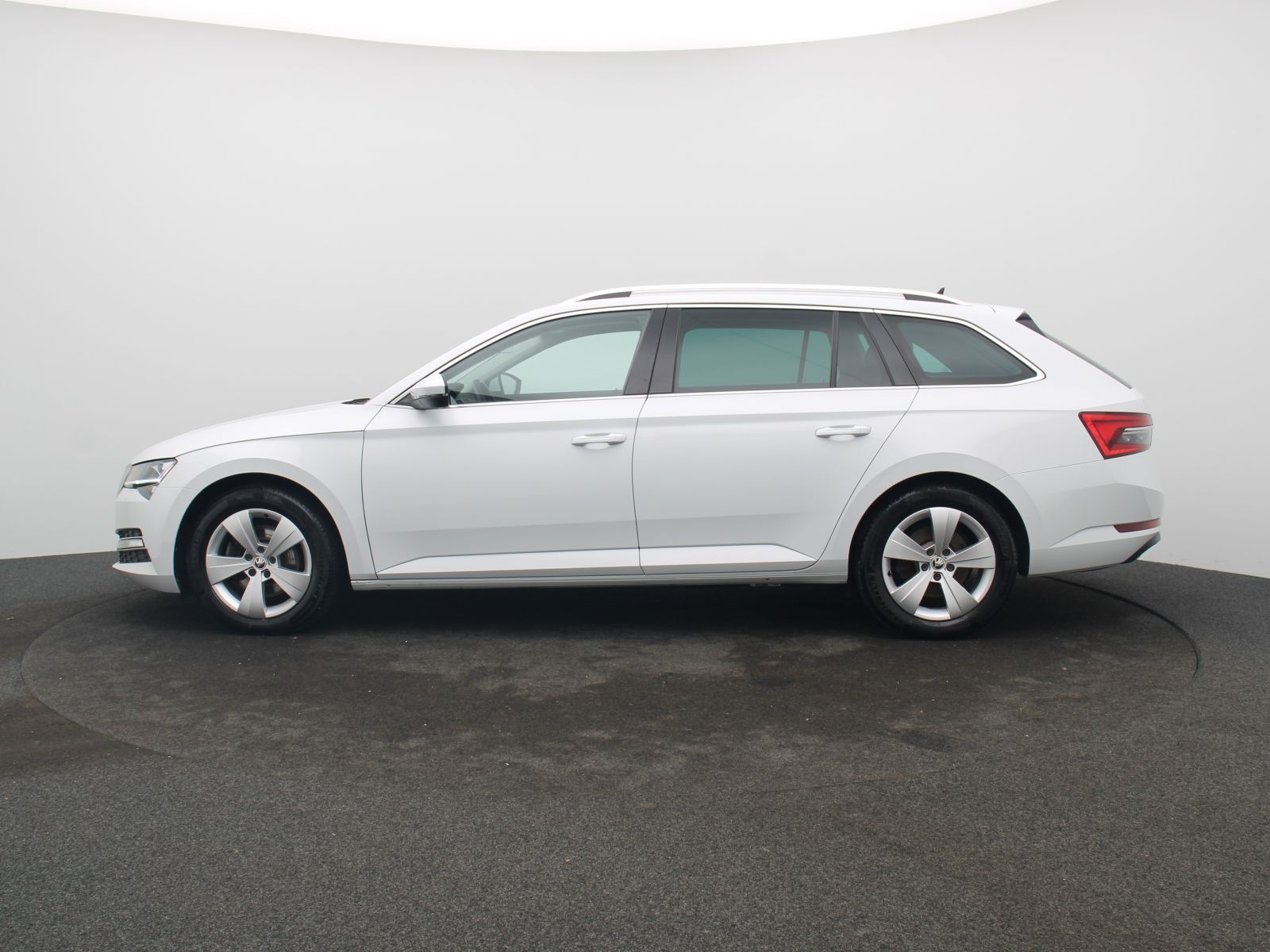 Skoda Superb - Bild 5