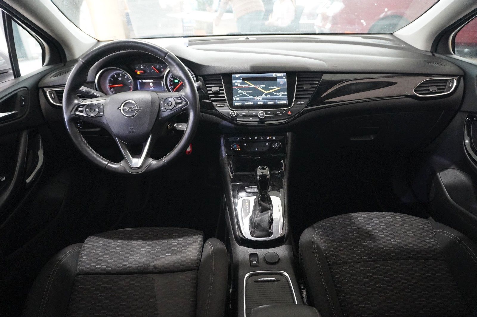 Fahrzeugabbildung Opel Astra K ST 1.4T ON NAVI/LED/KAMERA/SPORT/SH/TEMP