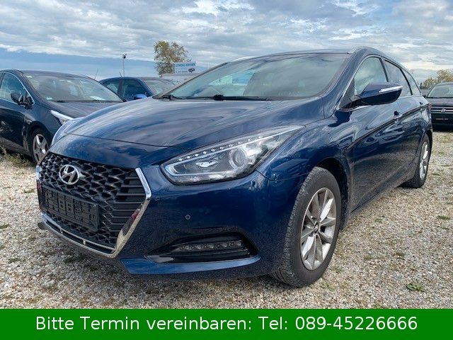 Hyundai i40 cw*AHK*KAMERA*NAVI*PDC*8-FACH*TEMPOMAT*