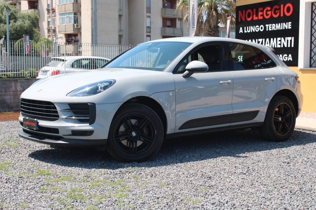 Image of Porsche Macan