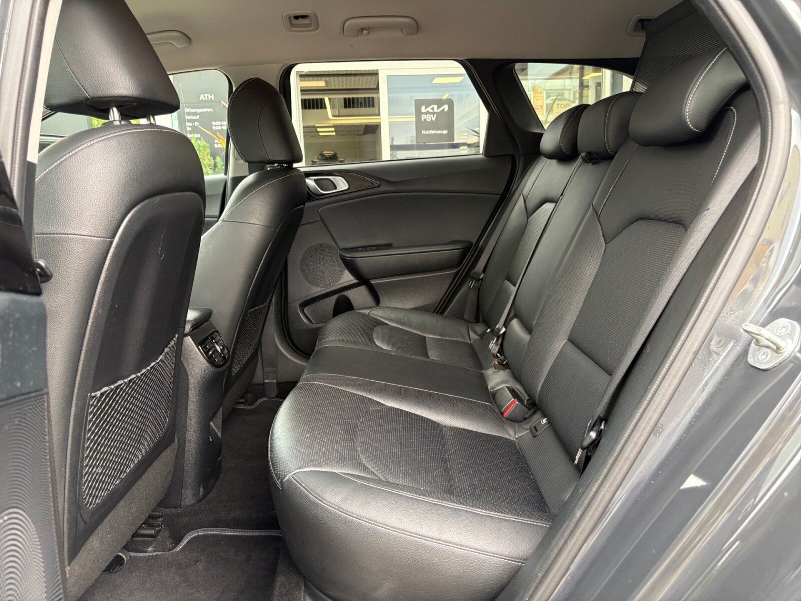Fahrzeugabbildung Kia Ceed Sportswagon 1.6 CRDi DCT Platinum Edition