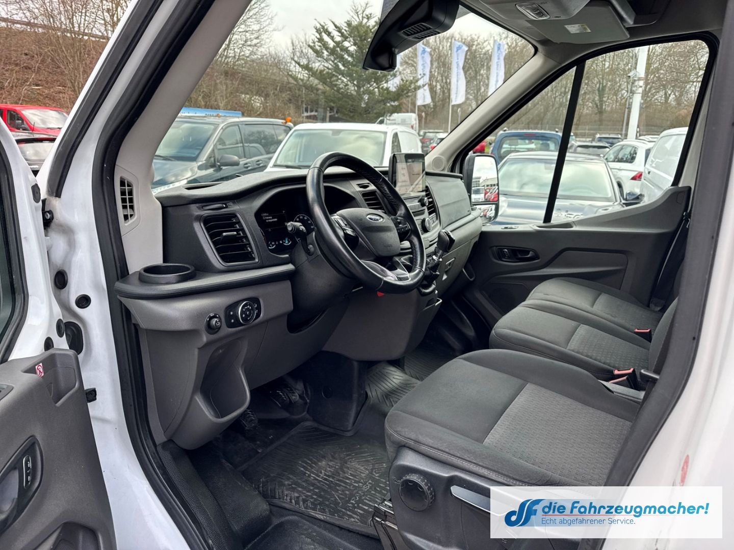 Fahrzeugabbildung Ford Transit Kasten 350 L3 Trend Apple CarPlay Androi