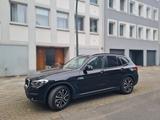 BMW X3 xDrive30e ADVANTAGE + Garantie, HeadUp & AHK  - BMW X3 ADVANTAGE mit Hybrid-Antrieb (Benzin/Elektro)