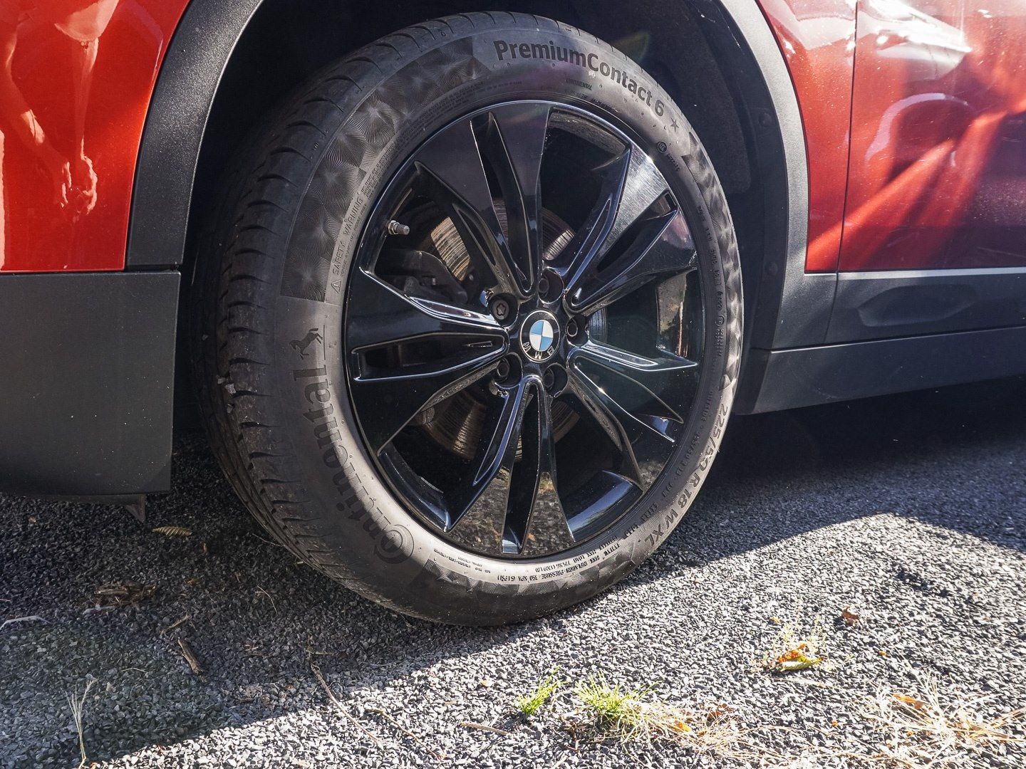 BMW X2 xDrive18d A NAVI LED PDC V H DAB Tempomat LM foto 3