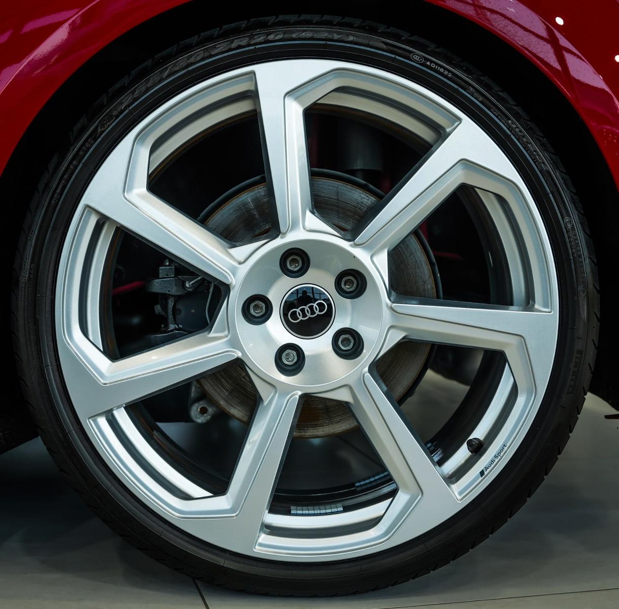 Audi TT RS Cabrio qu*RS-ABGAS*MATRIX*B&O*RS-SITZE+*