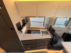 Adria Supersonic 780 DC |  Queensbett |