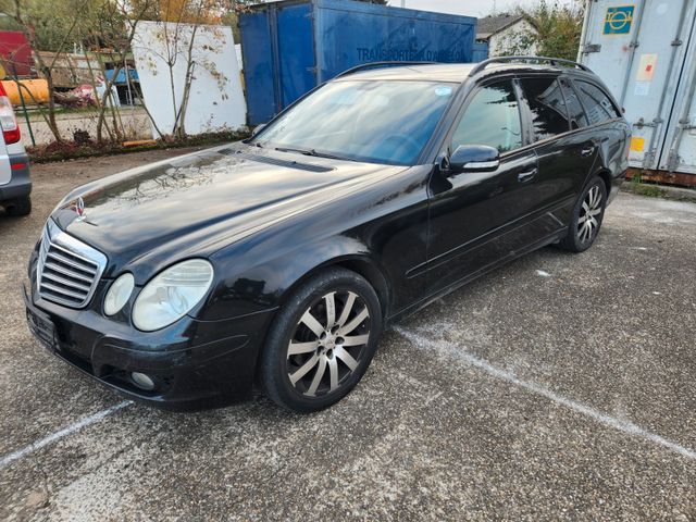 Mercedes-Benz E 220 CDI T ELEGANCE