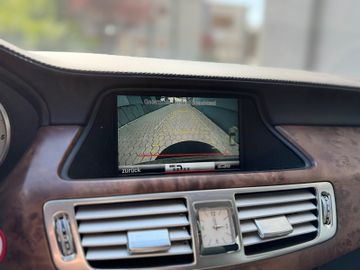 Mercedes CLS 350 Shooting Brake - 10