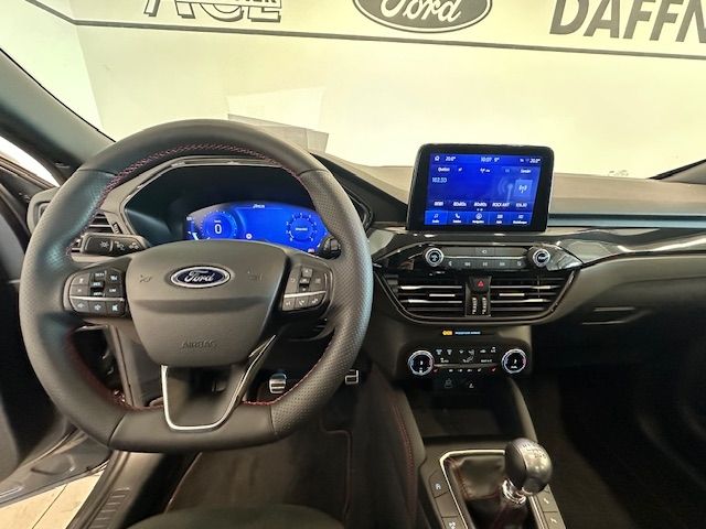 Fahrzeugabbildung Ford Kuga ST-Line X 1.5 EcoBoost EU6d