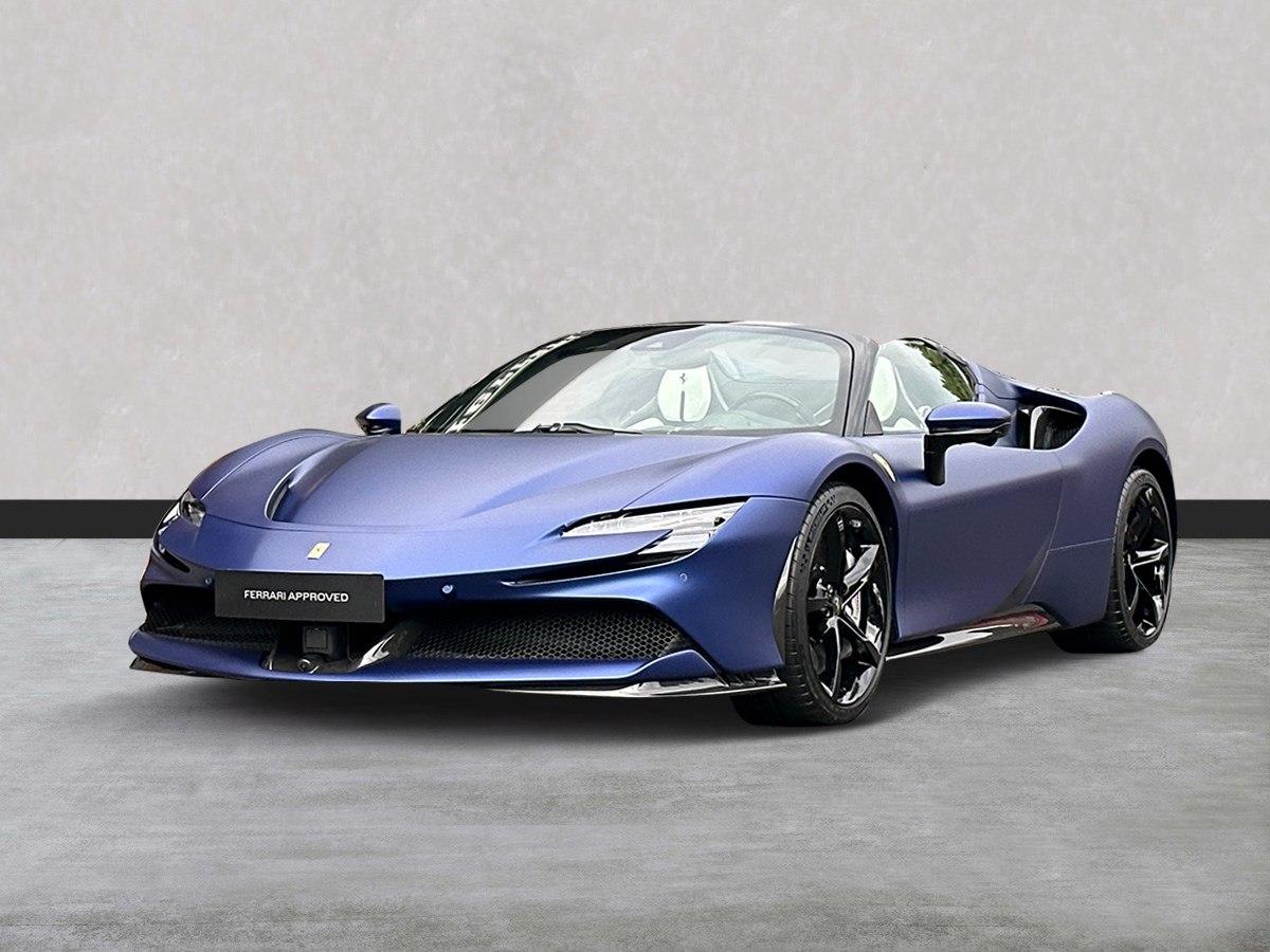 Ferrari SF90 Spider 130.000€ an optionals