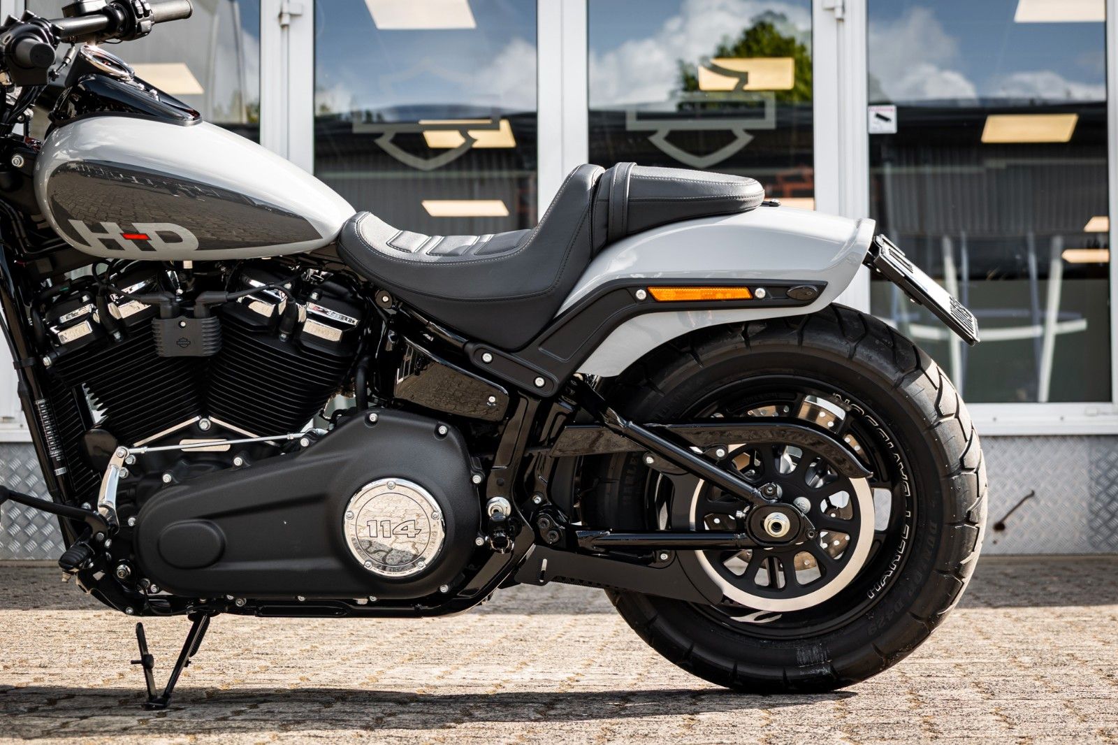 Fahrzeugabbildung Harley-Davidson FXFBS Fat Bob 114 CUI Softail - Jekill & Hyde