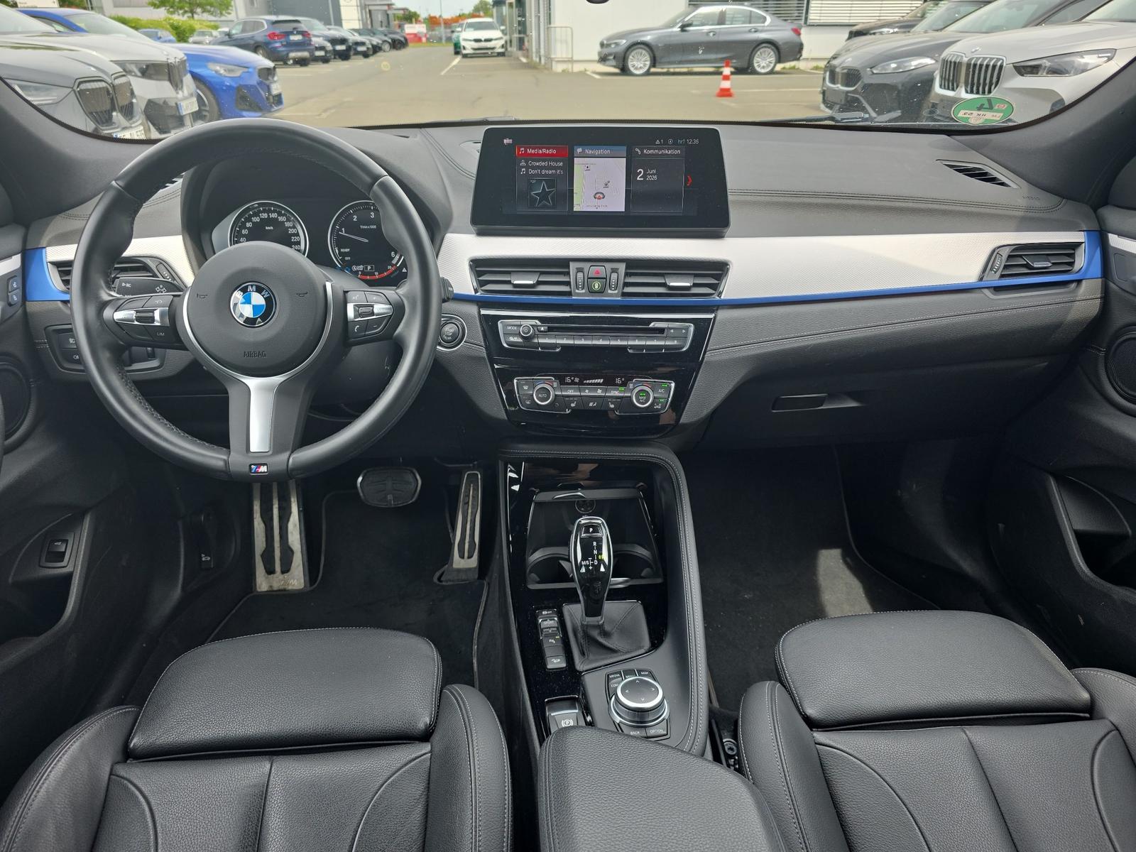 BMW X2 xDrive25d M Sportpaket Head-Up HiFi DAB LED, миниатюра 18