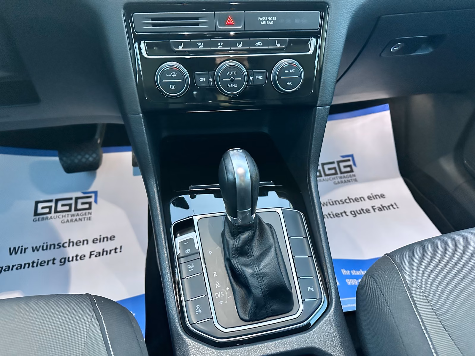 Volkswagen Golf Sportsvan VII 125PS Highline SitzHz AHK PDC