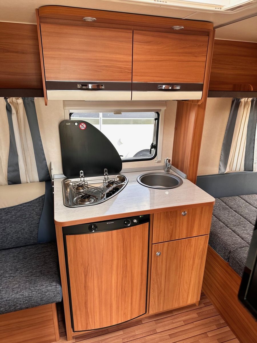 Fahrzeugabbildung Weinsberg CaraOne 450 FU Mover Sat TV Dusche