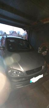 Opel Zafira A - Opel Zafira mit LPG-Antrieb: Kleinbus