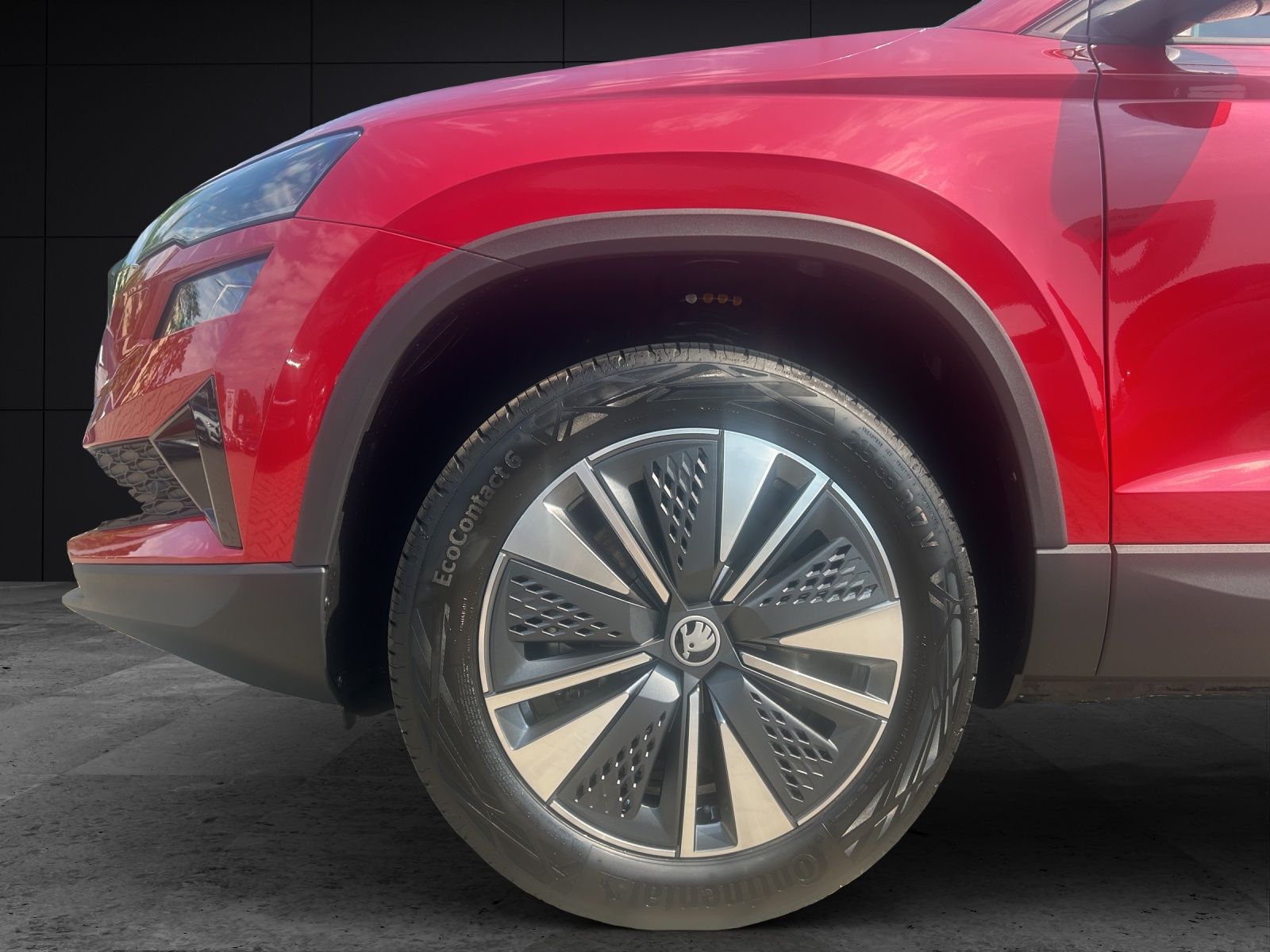 Fahrzeugabbildung SKODA Karoq 1.5 TSI Balance AHK Standh. ASG