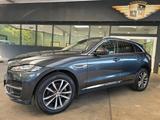 Jaguar F-Pace 30d Portfolio AWD Pano/Kamera/AHK/VOLL/20 - Jaguar F-PACE Portfolio mit Diesel-Antrieb