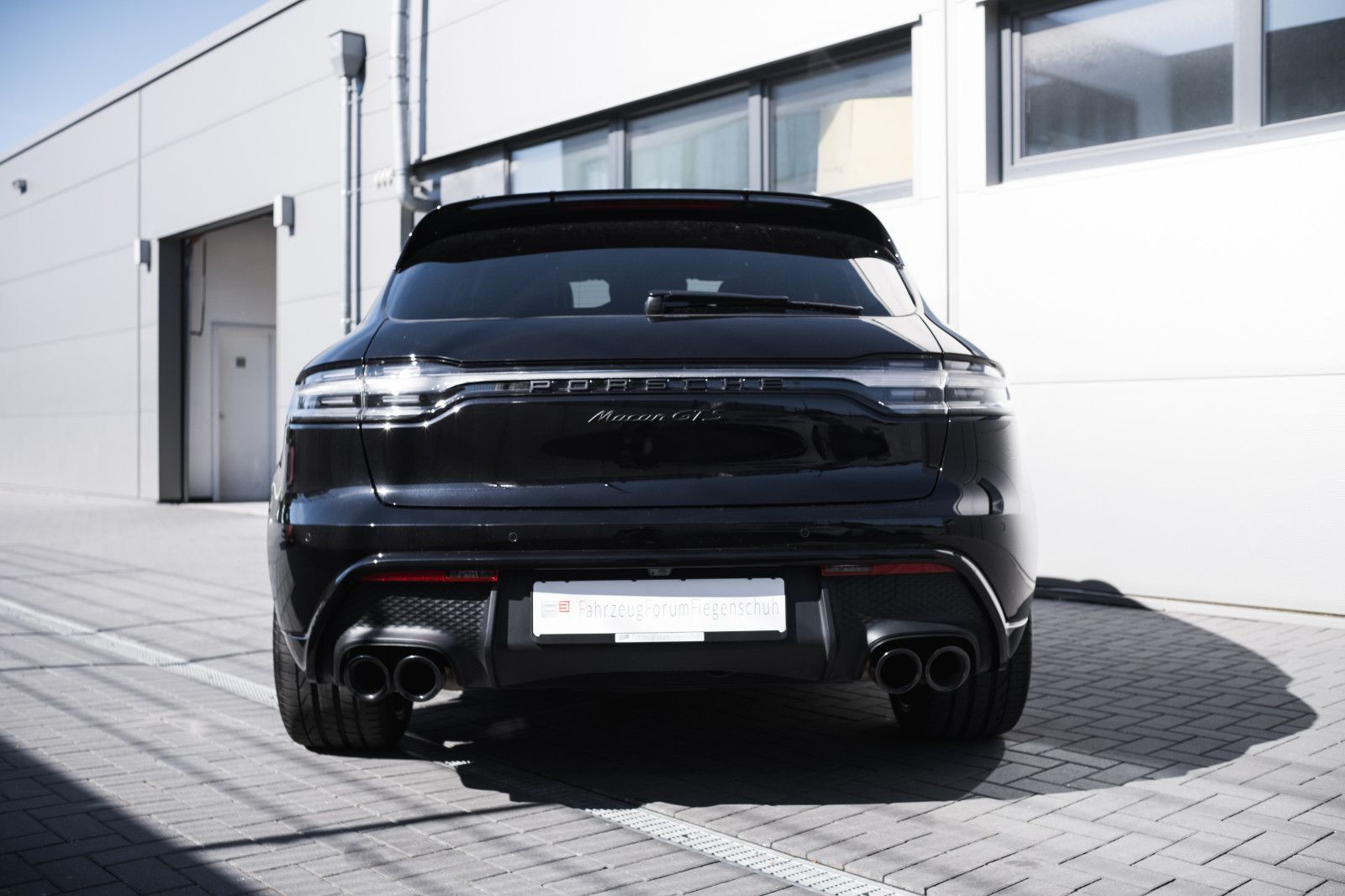 Fahrzeugabbildung Porsche Macan GTS -Pano-LED-AHK-Standhzg.-18Wege-360´´