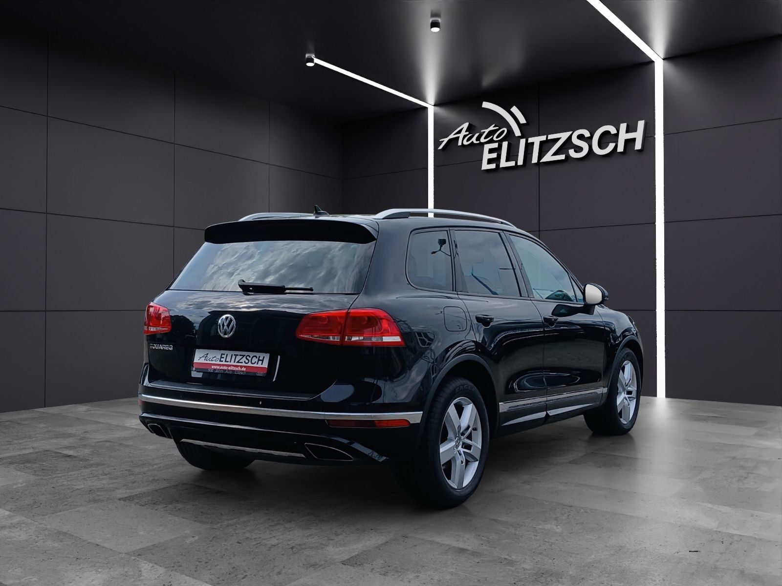 Fahrzeugabbildung Volkswagen Touareg TDI R-Line Terrain Tech 4M Xenon Navi AH