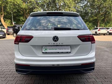 Volkswagen Tiguan - 4
