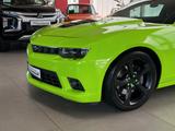 Chevrolet Camaro 6.2 V8Aut. "Kamera Leder Folierung grün" - Chevrolet aus 2014