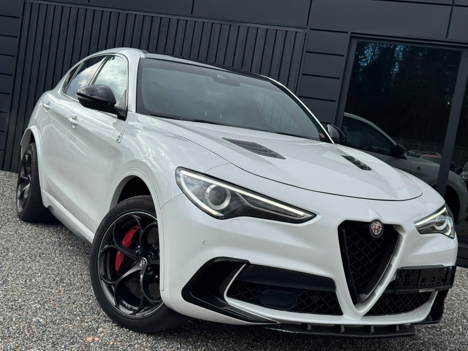 Alfa Romeo Stelvio 2.9 V6 Quadrifoglio Q4*Keramik*Panorama*