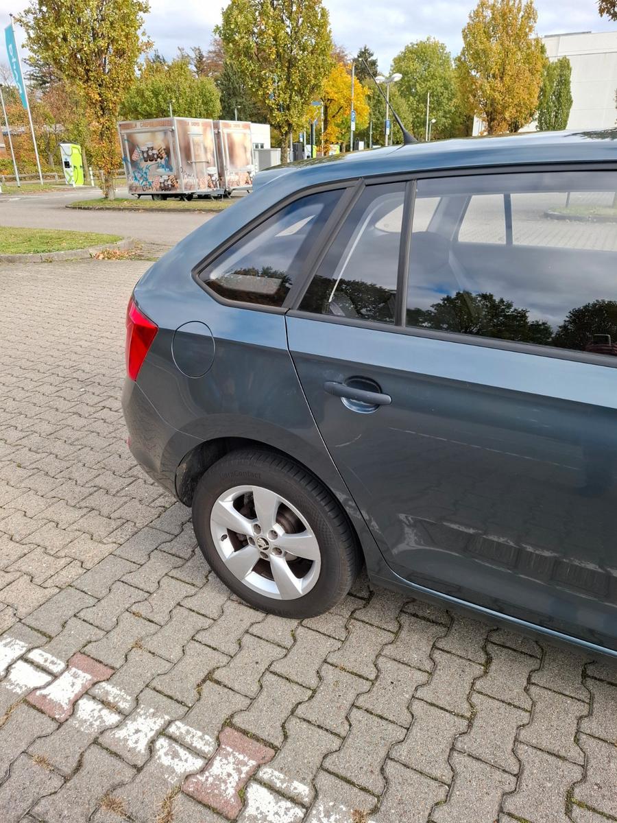 Skoda Rapid 2014 — photo 14