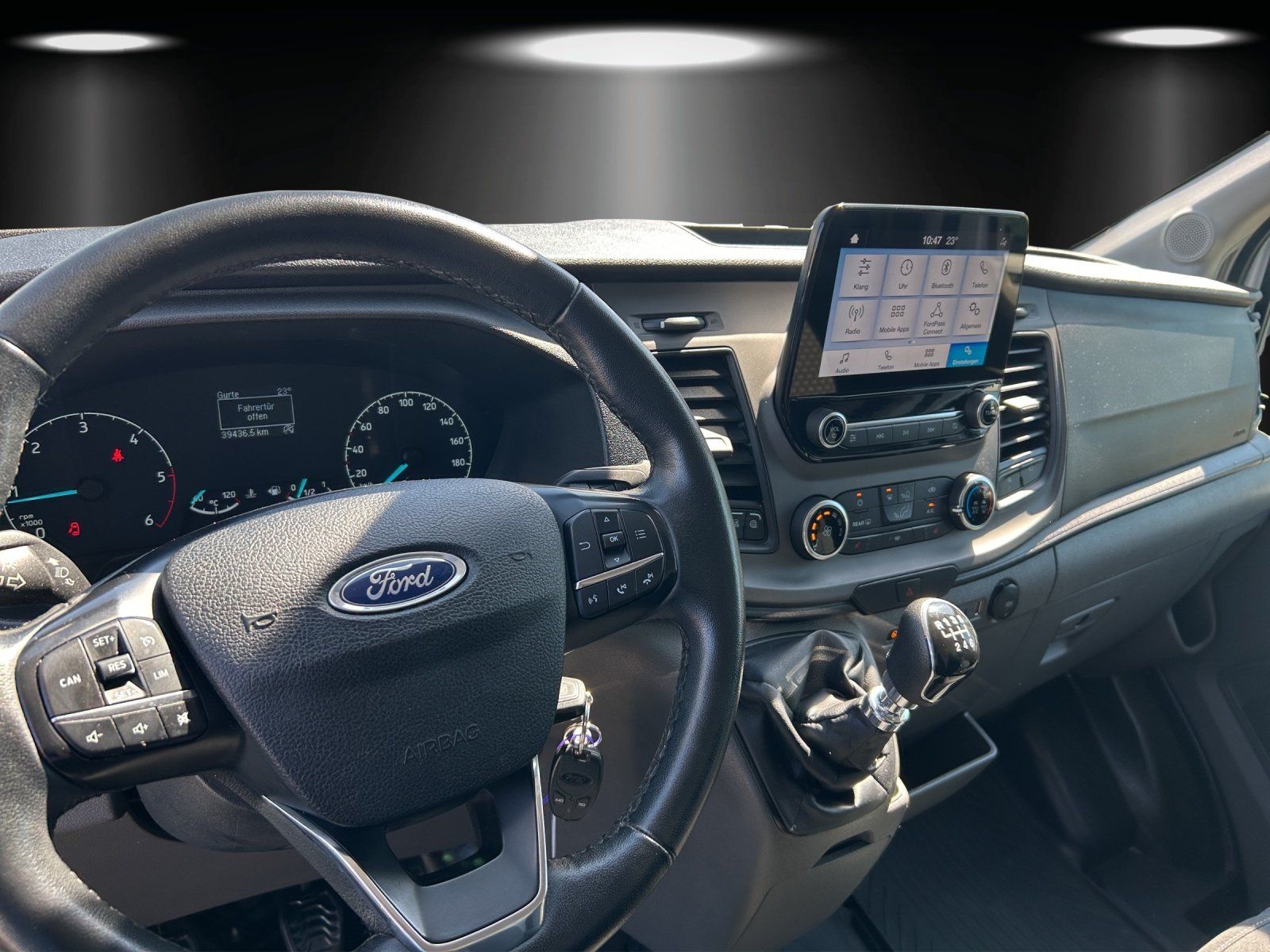 Fahrzeugabbildung Ford Transit 290 L2H2 LKW VA Trend