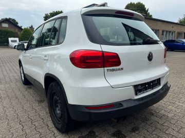Volkswagen Tiguan - 4