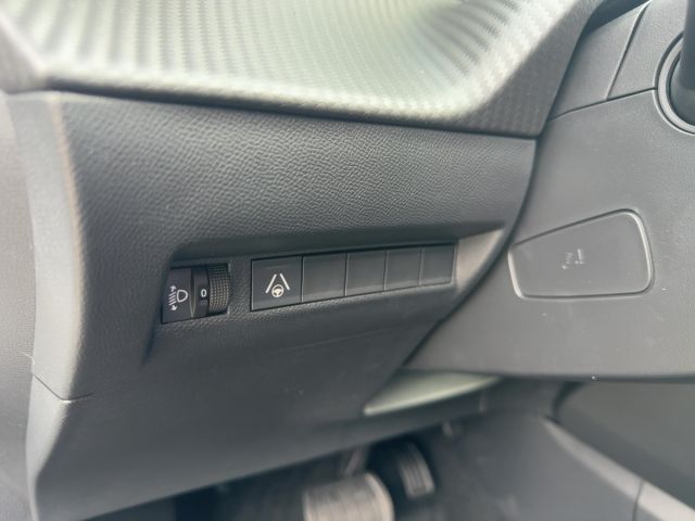 Foto Nummer 12: PEUGEOT 2008