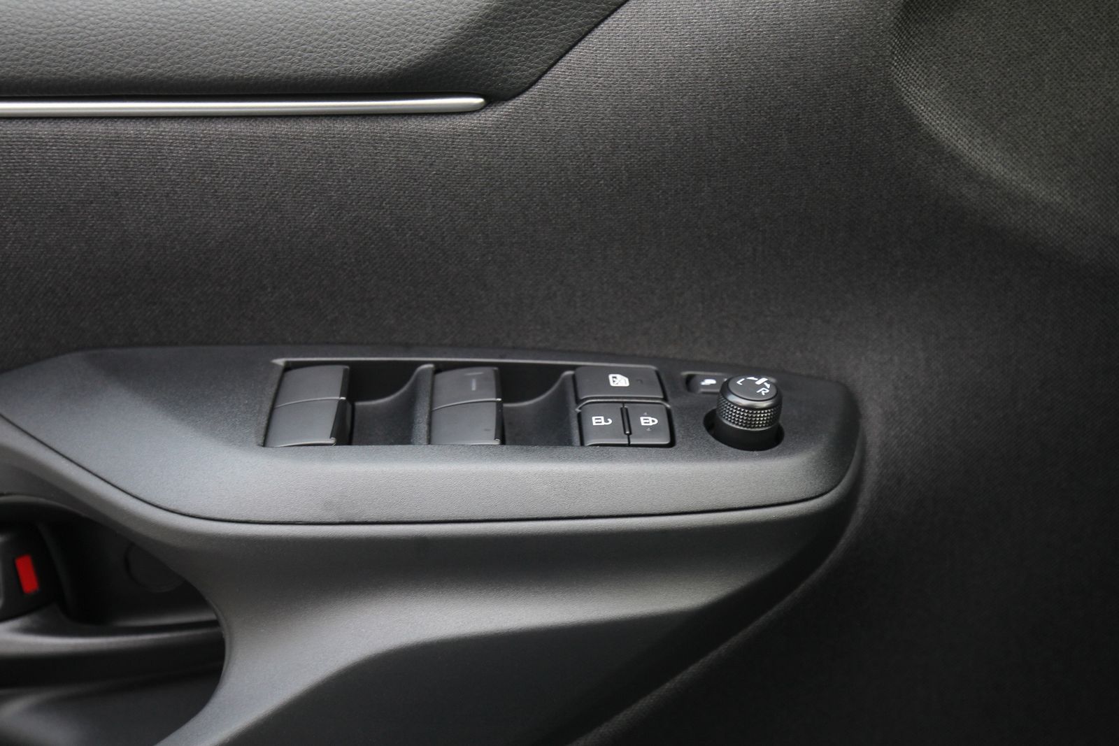 Mazda 2 Hybrid - Bild 12