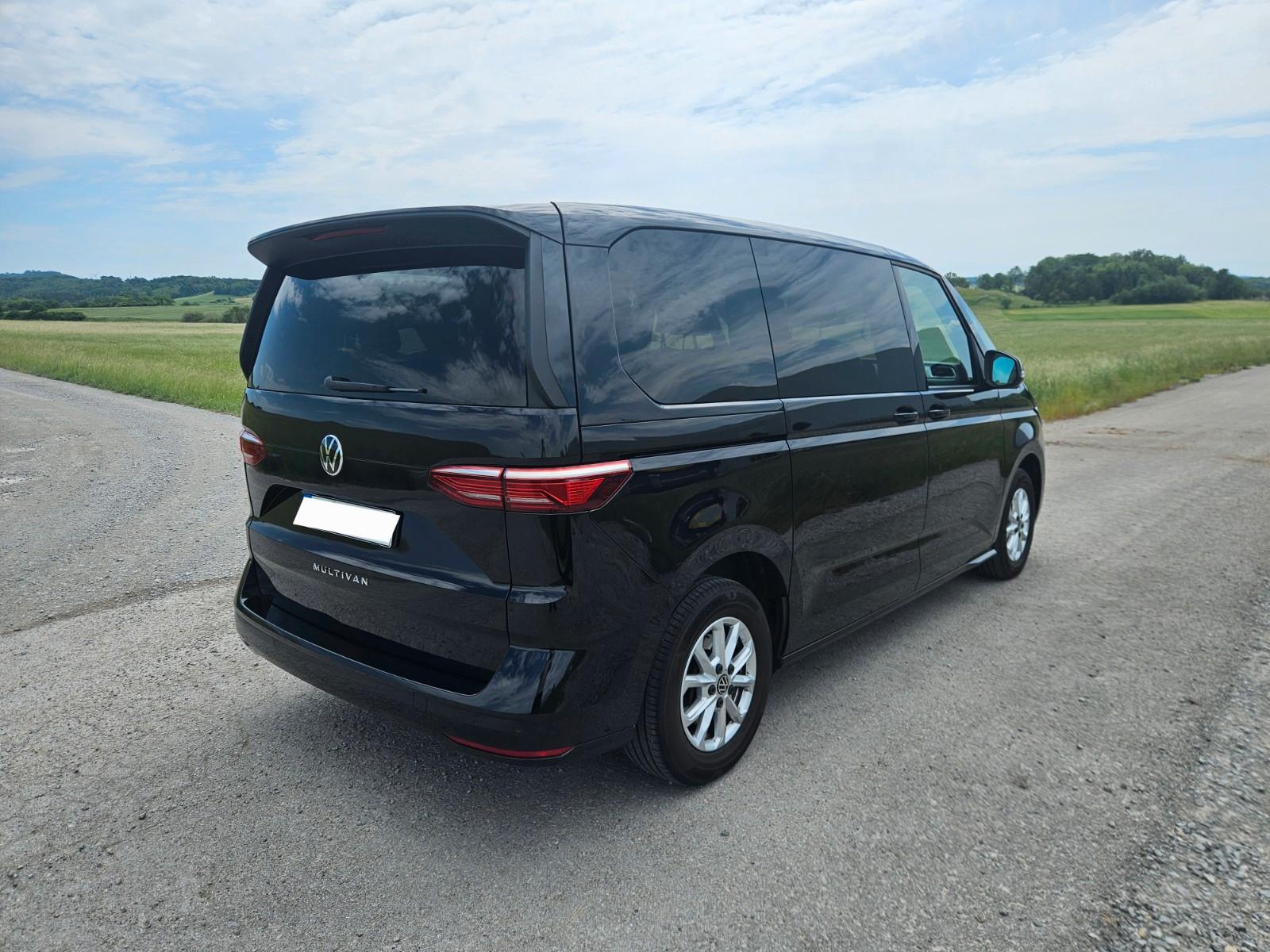 Volkswagen T7 Multivan 1,5 TSI OPF DSG - 7 Sitzer