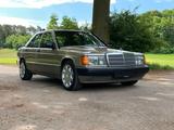 Mercedes-Benz 190E 2.6 KAT °H Zulassung°Top Gepflegt° - Mercedes-Benz 190 mit Benzin-Antrieb: Limousine, 2.6