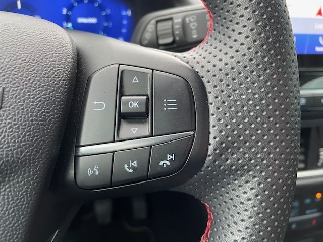 Fahrzeugabbildung Ford Puma ST-Line X totWinkelASS Kamera Tempomat B&O