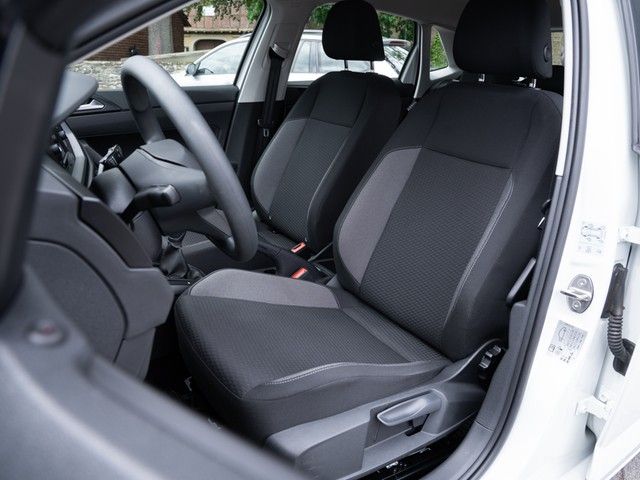 Polo ParkPilot App-Connect Sitzheizung LED DAB+