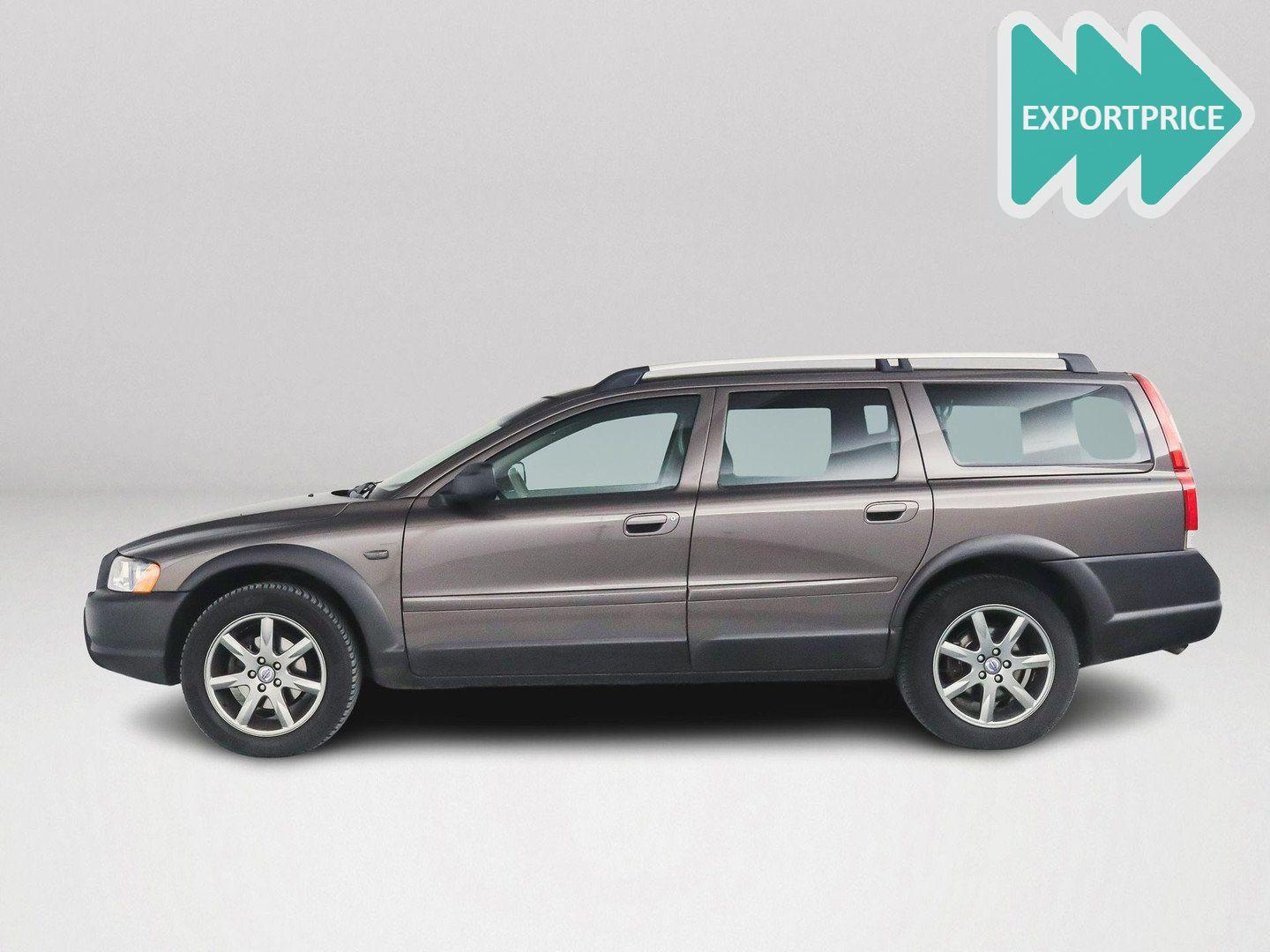 Volvo XC70 2006 — engine 2.521 cm³, 209 HP (154kW)
