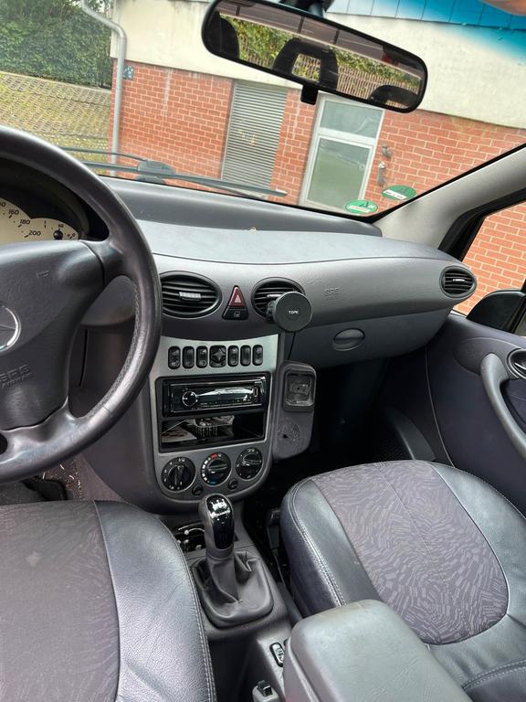 Mercedes-Benz A 160
