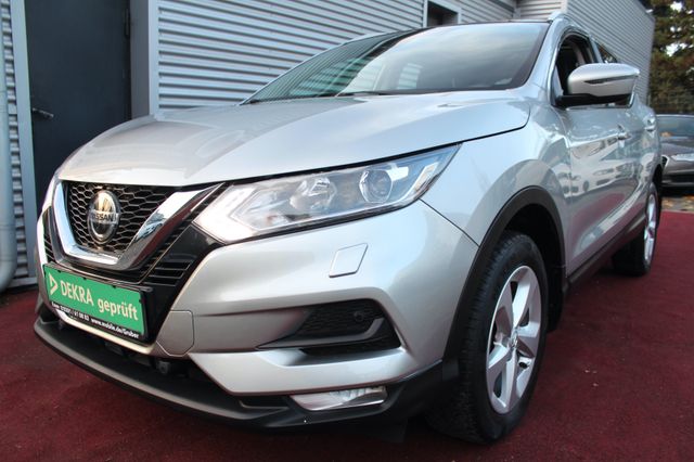 Nissan QASHQAI ACENTA 1.3 KLIMA PANORAMADACH APPLE CAR