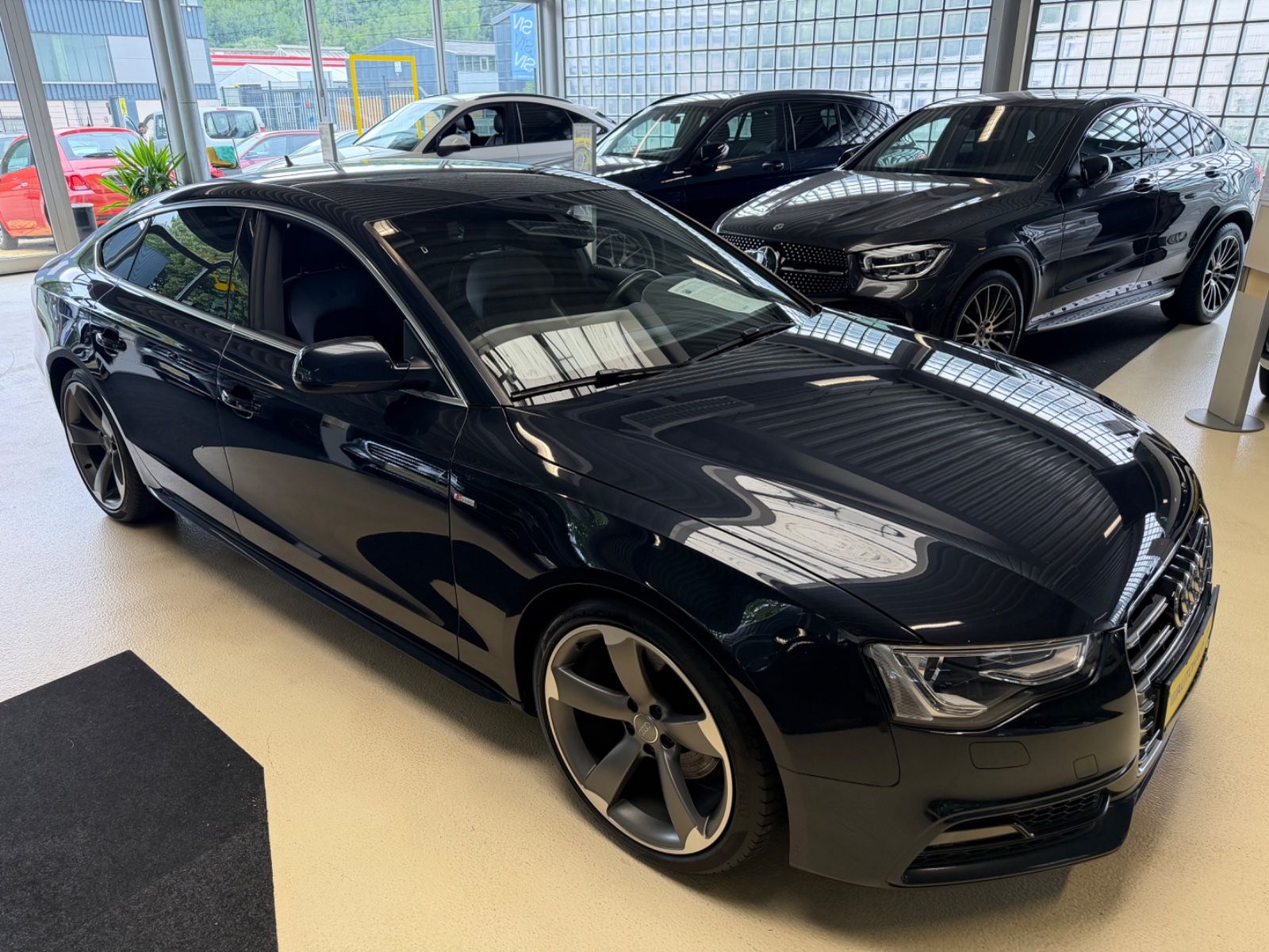 Fahrzeugabbildung Audi A5 Sportback 2.0 TDI S line Plus