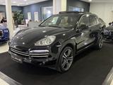 Porsche Cayenne Platinum Edition 3.0 V6 TDI *PANO*LUFT* - Porsche Cayenne in Oberhausen