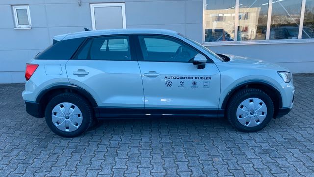Foto Nummer 2: AUDI Q2