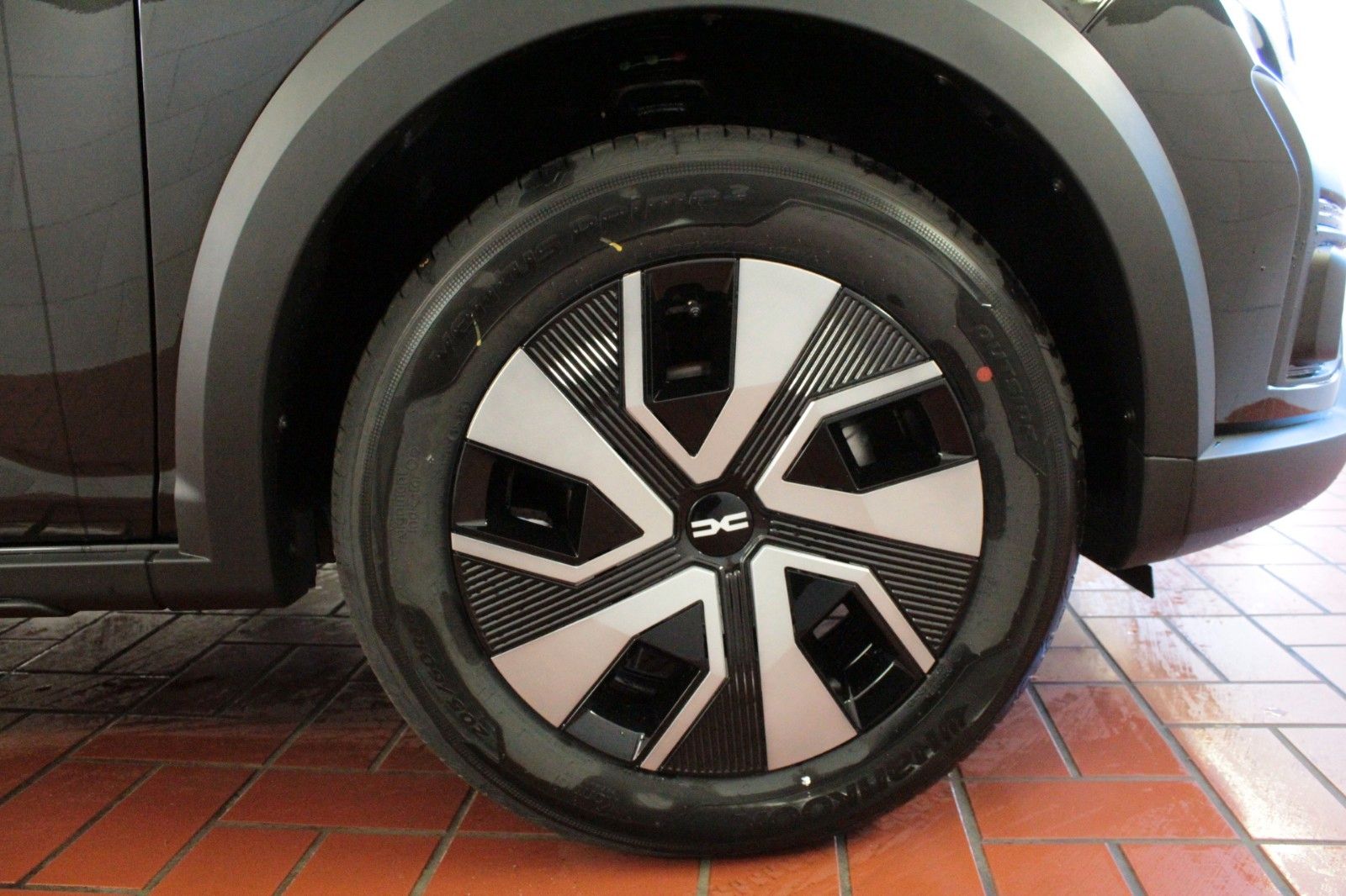Fahrzeugabbildung Dacia Sandero Stepway TCe 90 Expression *WInterpaket*