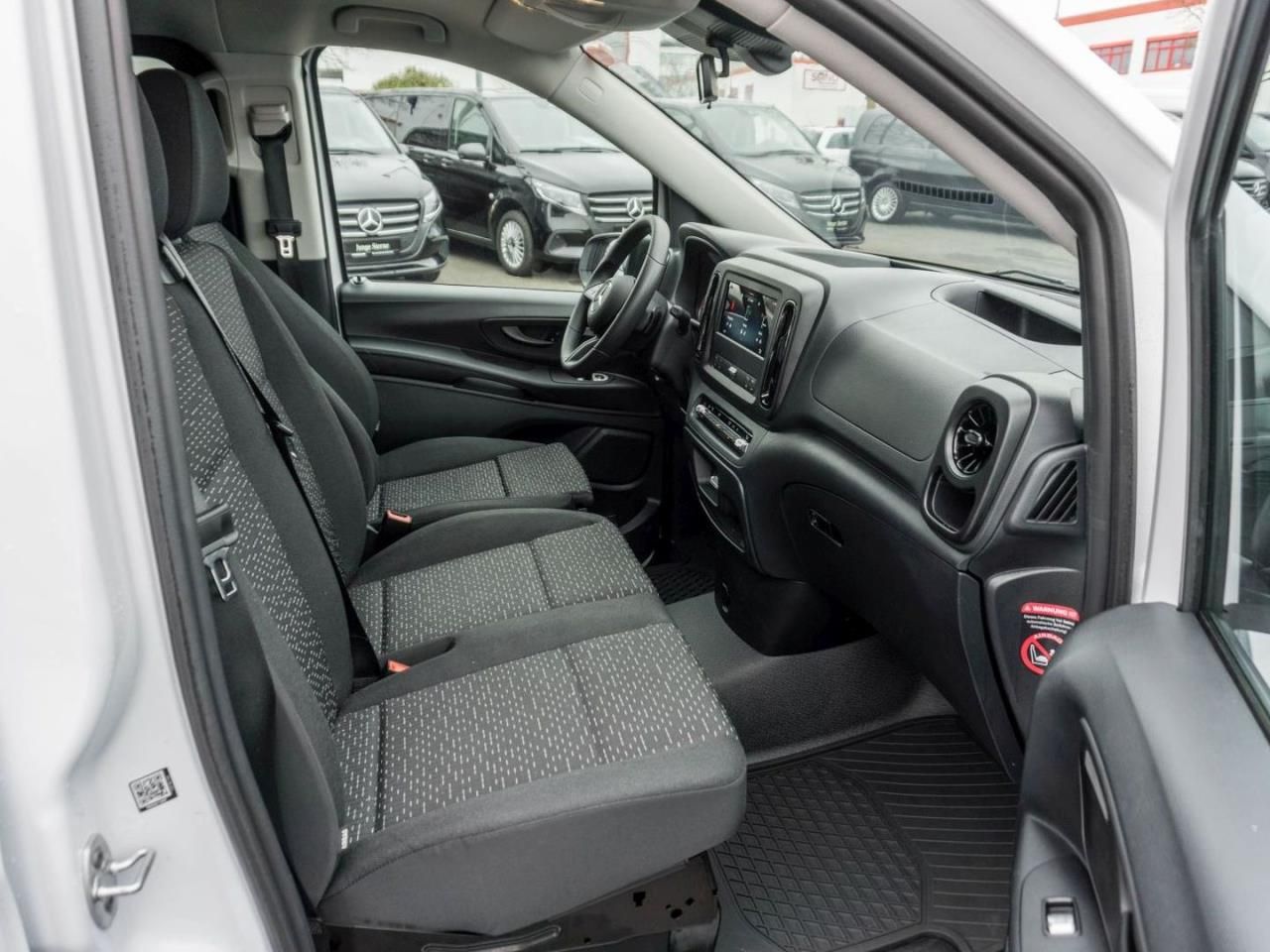 Mercedes-Benz Vito 114 CDI Tourer PRO Lang Navi Kamera foto 9