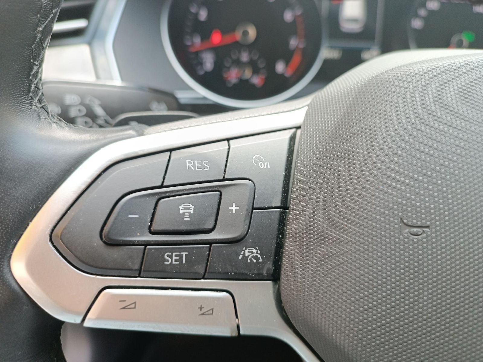Volkswagen Passat Variant - Bild 13