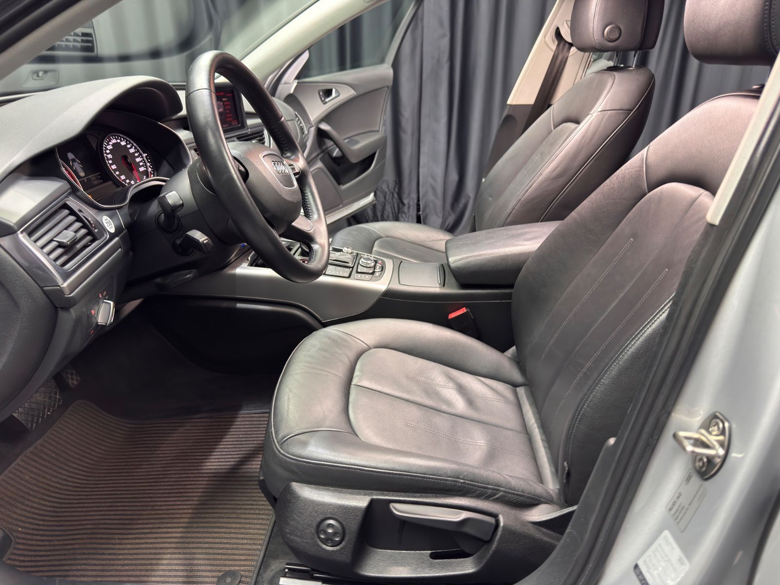 Fahrzeugabbildung Audi A6 Allroad quattro 3.0 TDI|LEDER|NAVI|LUFT|XENON